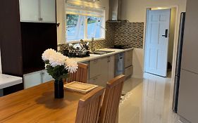 Hillcrest Homestay